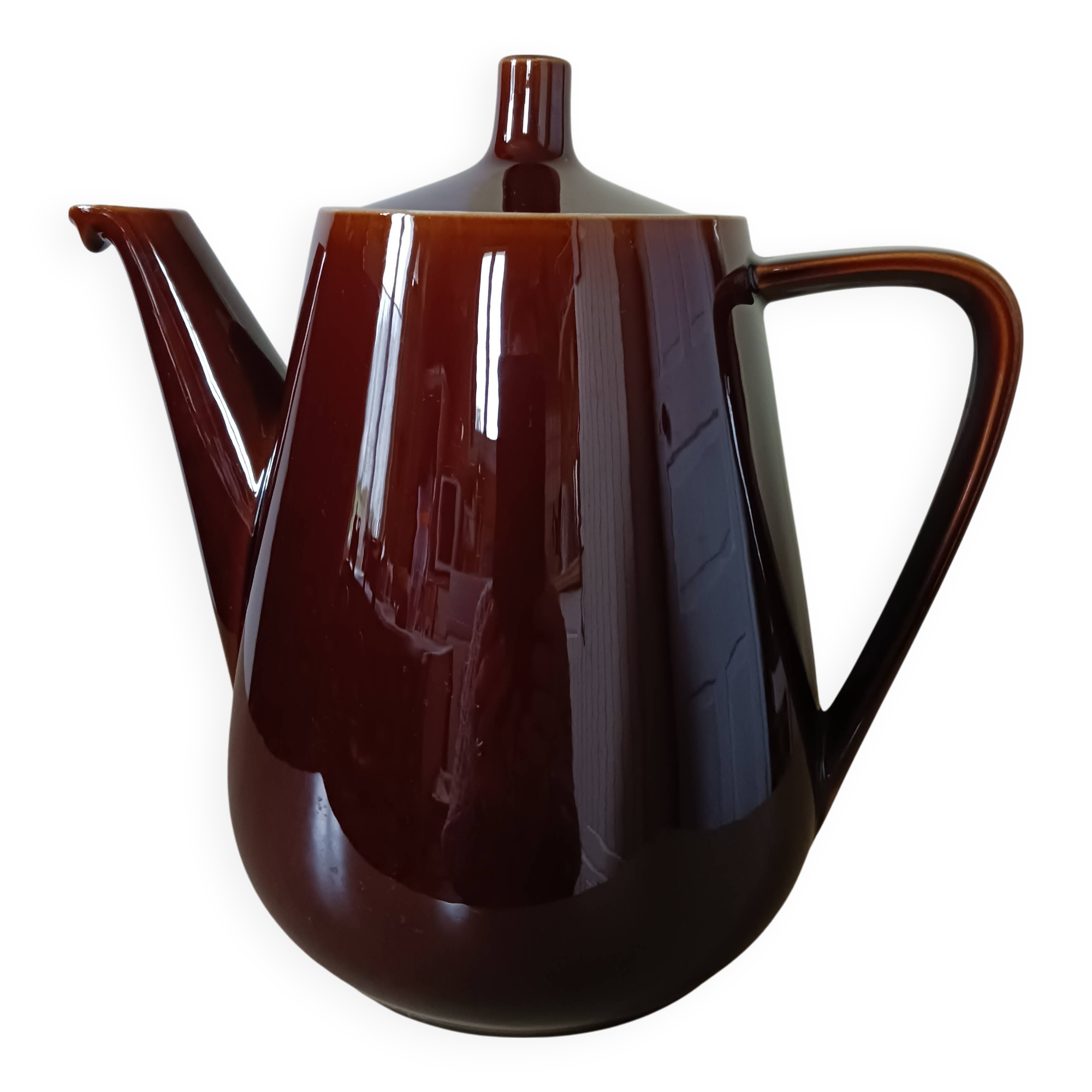 Vintage brown coffee maker from Villeroy and Boch.