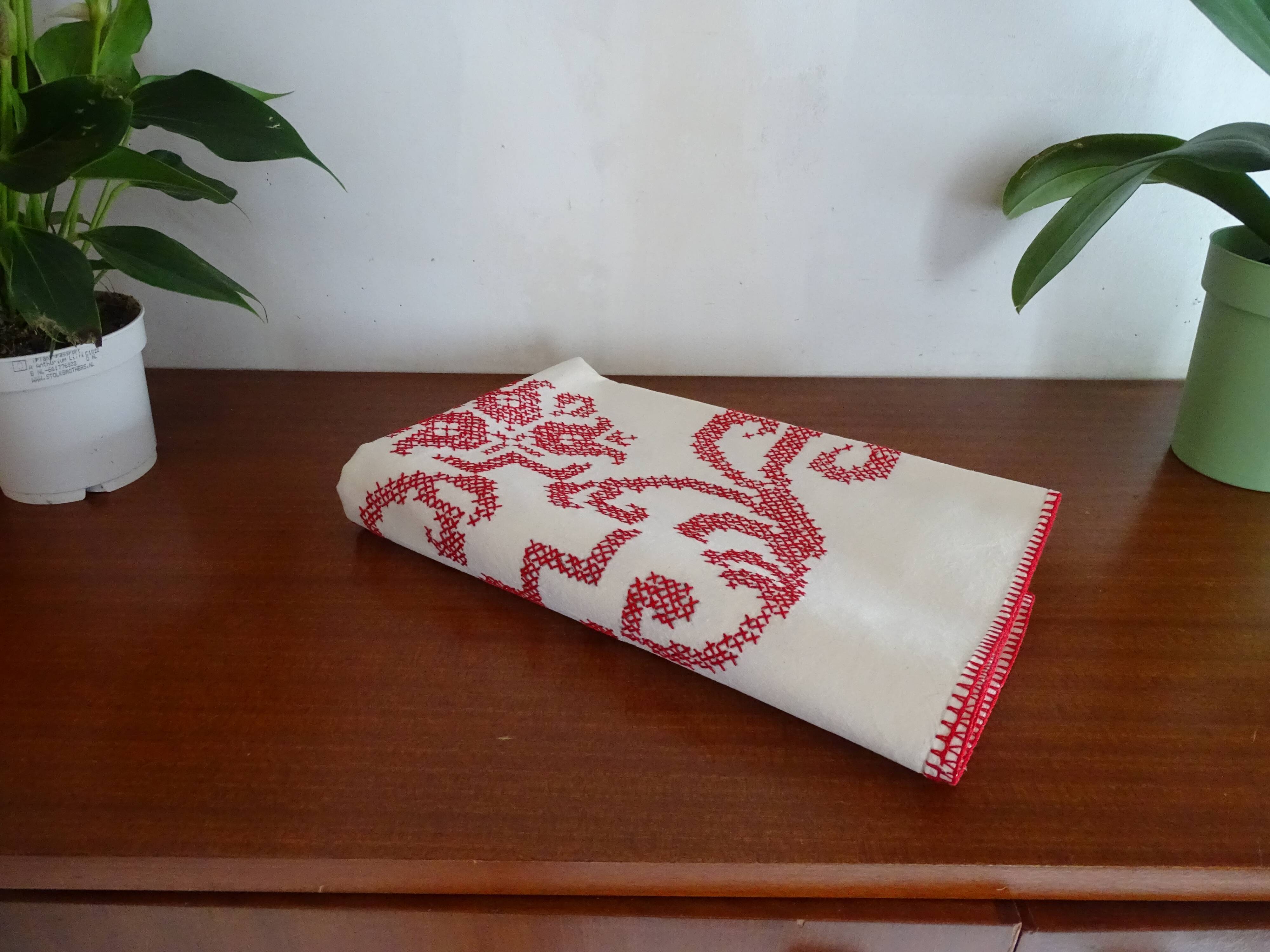 Cross-stitch embroidered tablecloth 160 x 130 in cotton