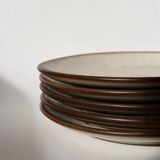 Lot d’assiettes en grès moucheté