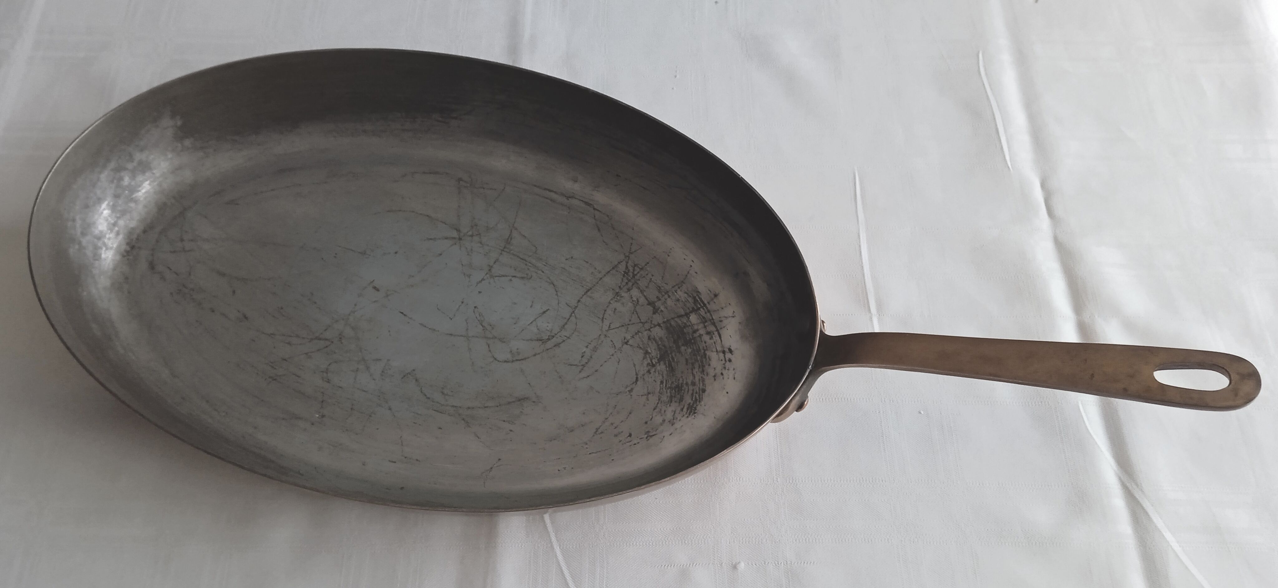 Copper fish pan