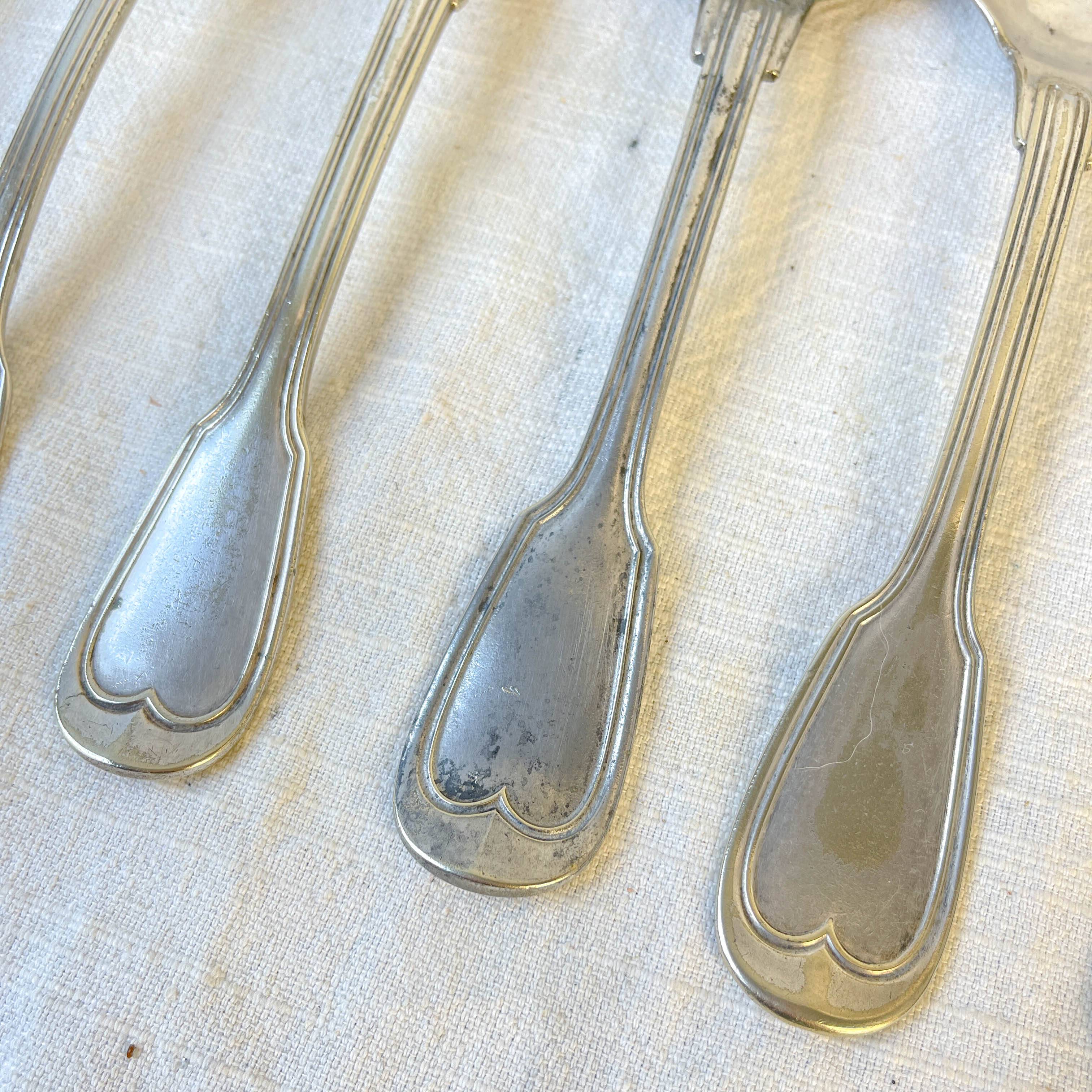 Set of 8 vintage silver plated soup spoons