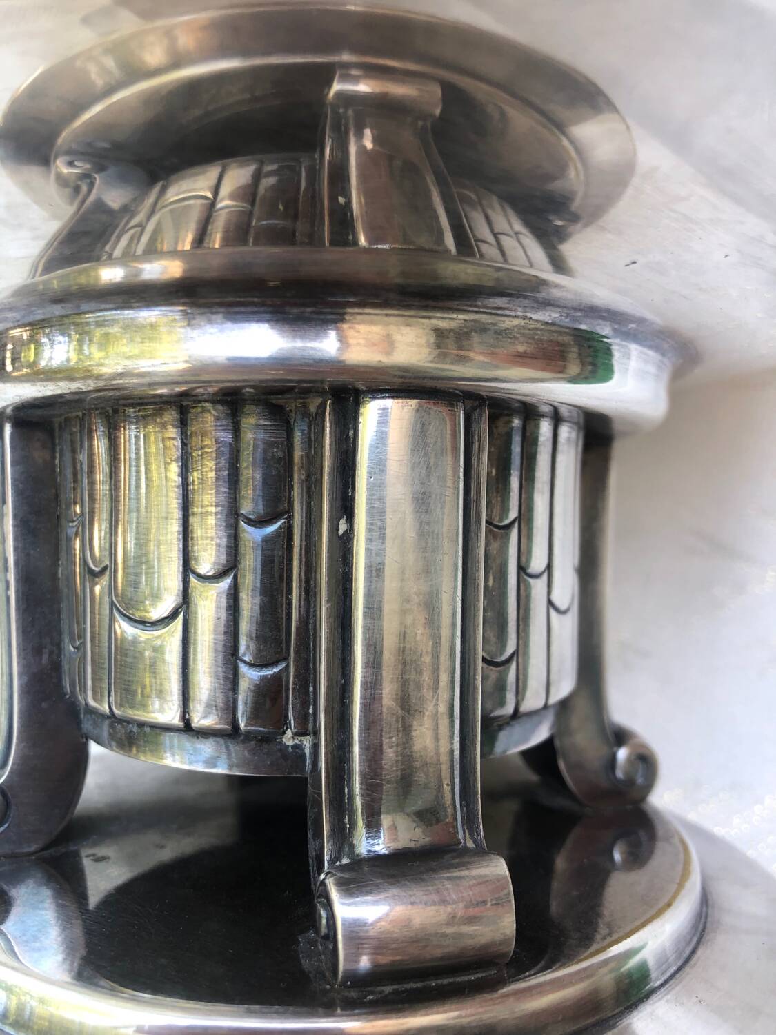 Vintage art deco cup in silver metal