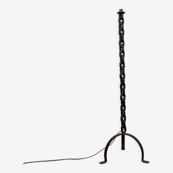 Chain floor lamp