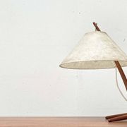 Dornstab table lamp in modern teak from the mid-century by A. Pöll for Kalmar, Vienna, 1950s.