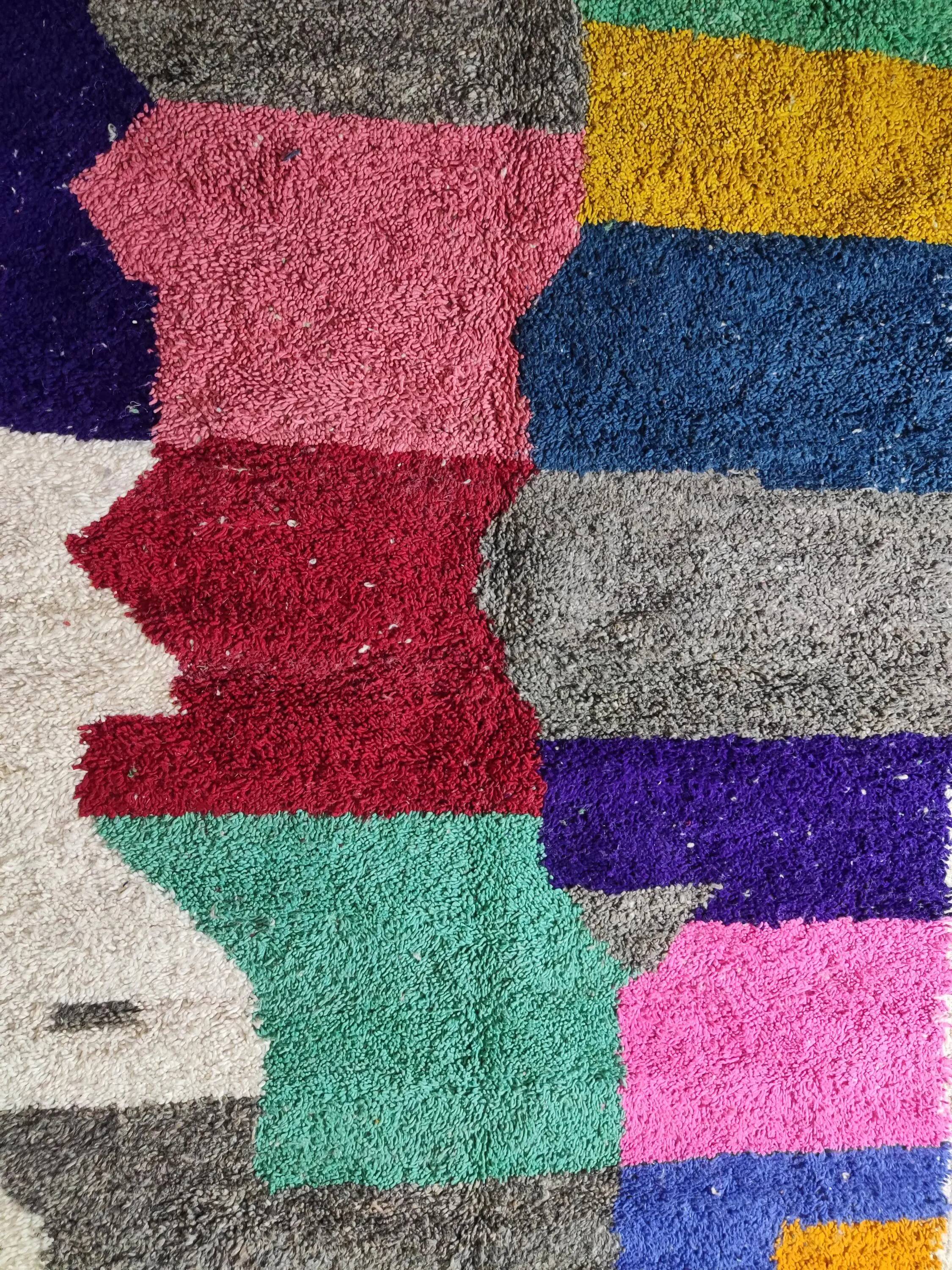 Large artisanal Moroccan rug 2.5 x 1.5 m