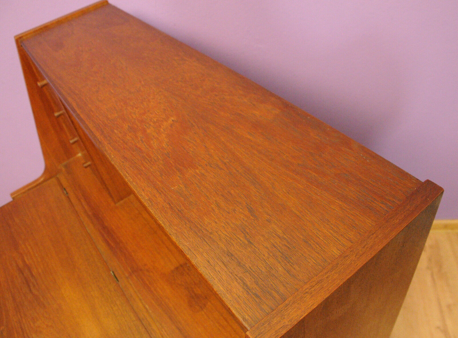 Hairdressing secretary