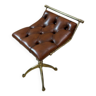 Harpist's Stool