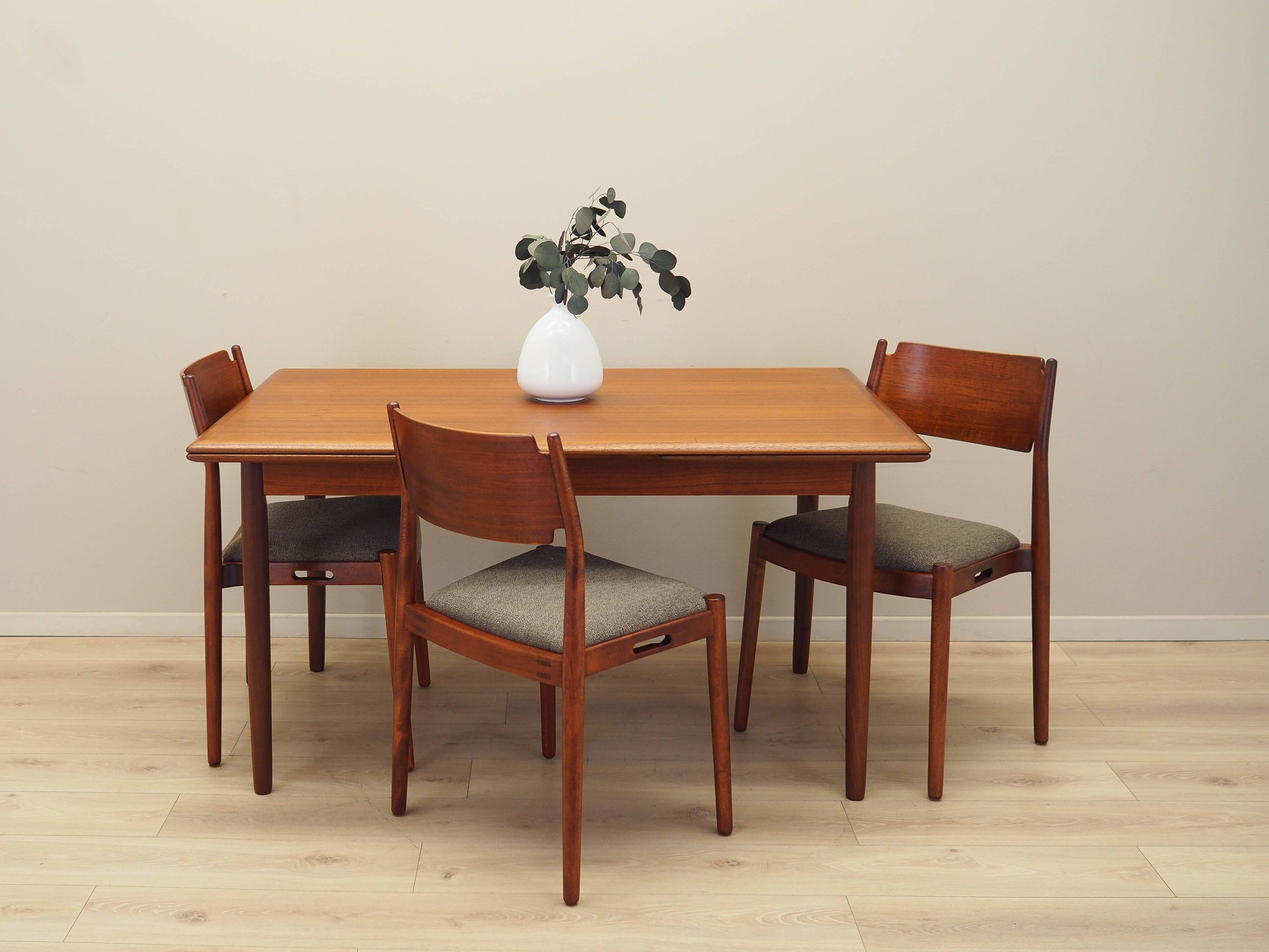 Teak table, Danish design, 1970s, production: Denmark