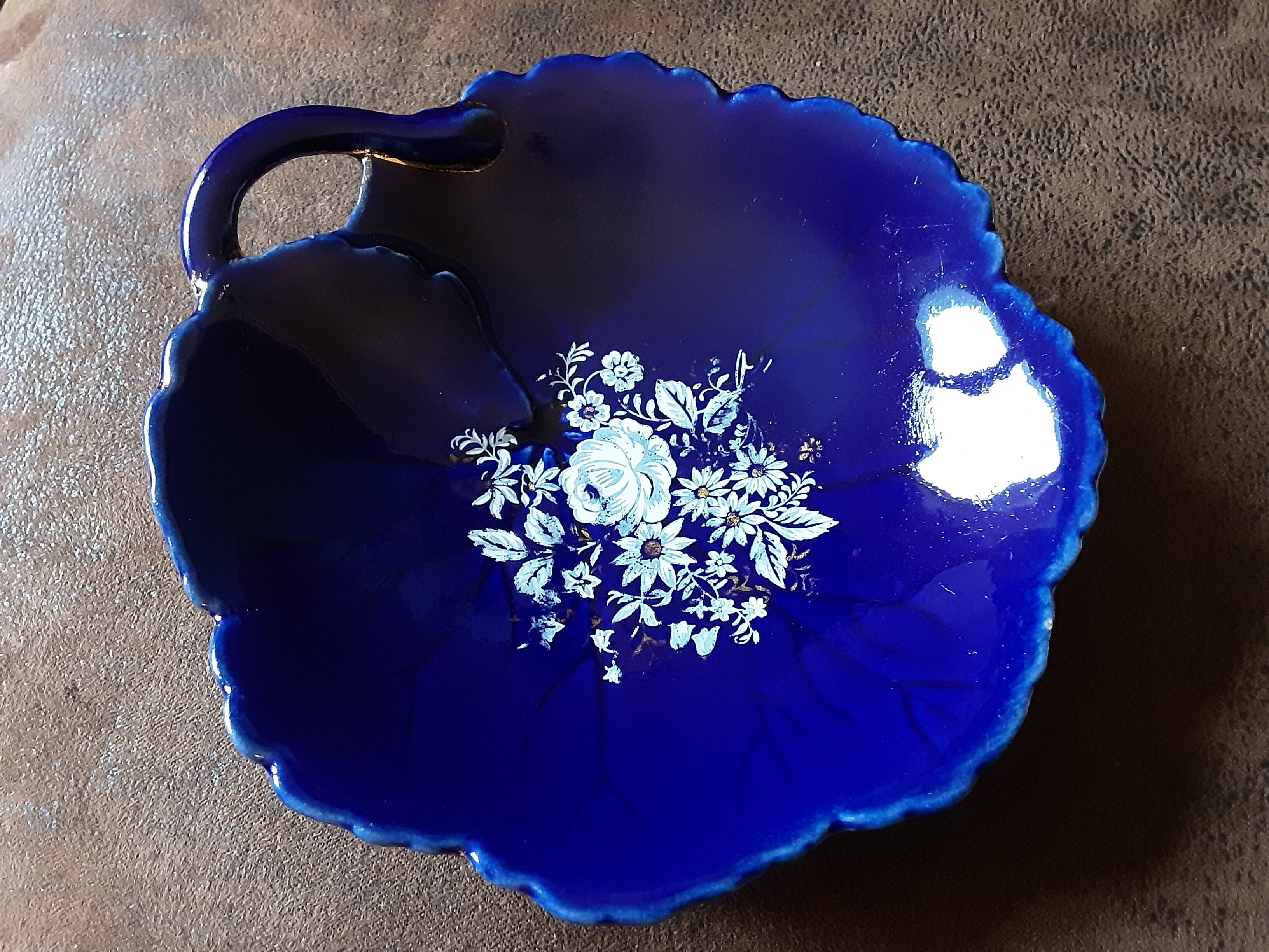 Set of 2 porcelain cups