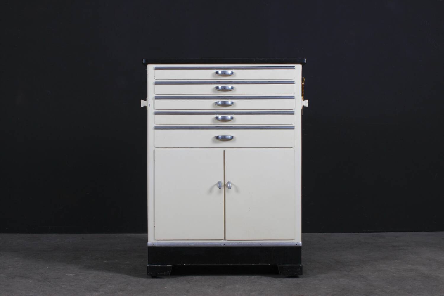 Vintage Schrank Baisch Bauhaus Industrial Design