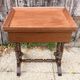 Traveling mahogany dressing table, working woman, Victorian charm - 19th century.