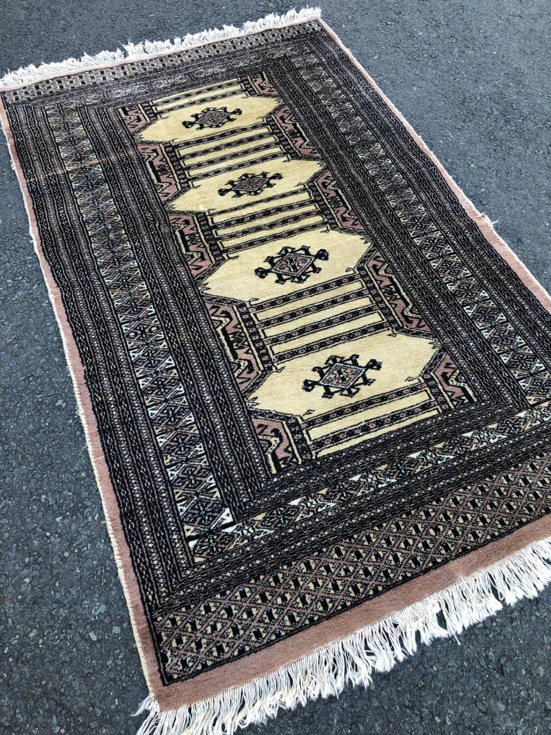 Handmade Oriental rug