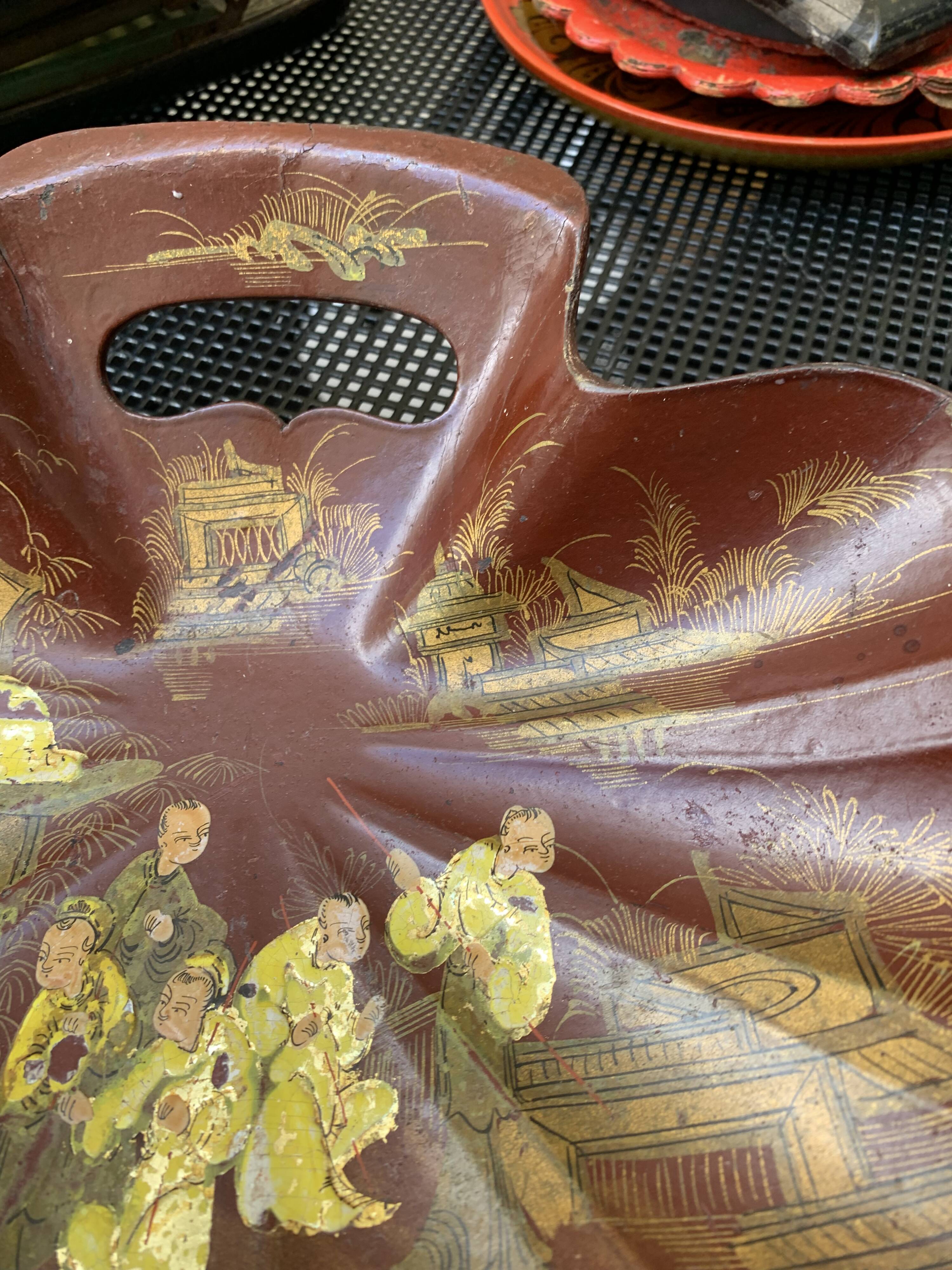 Napoleon III boiled cardboard crumb catcher