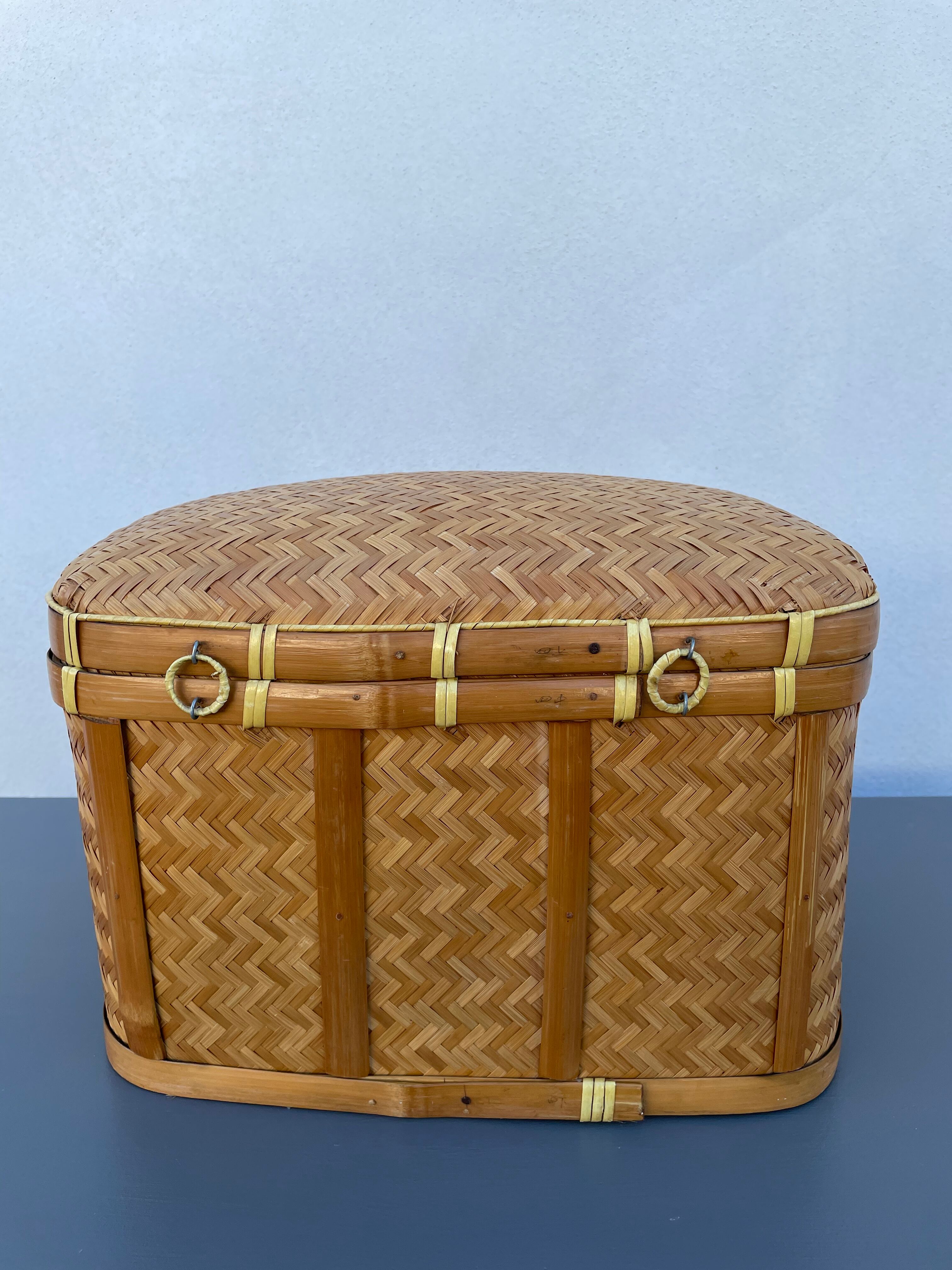 Woven rattan trunk