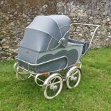 former 1950s pram that can be turned into a stroller