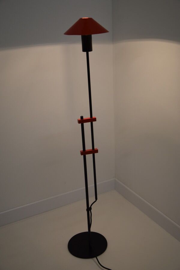 Italian design lamp lacquered metal 80's