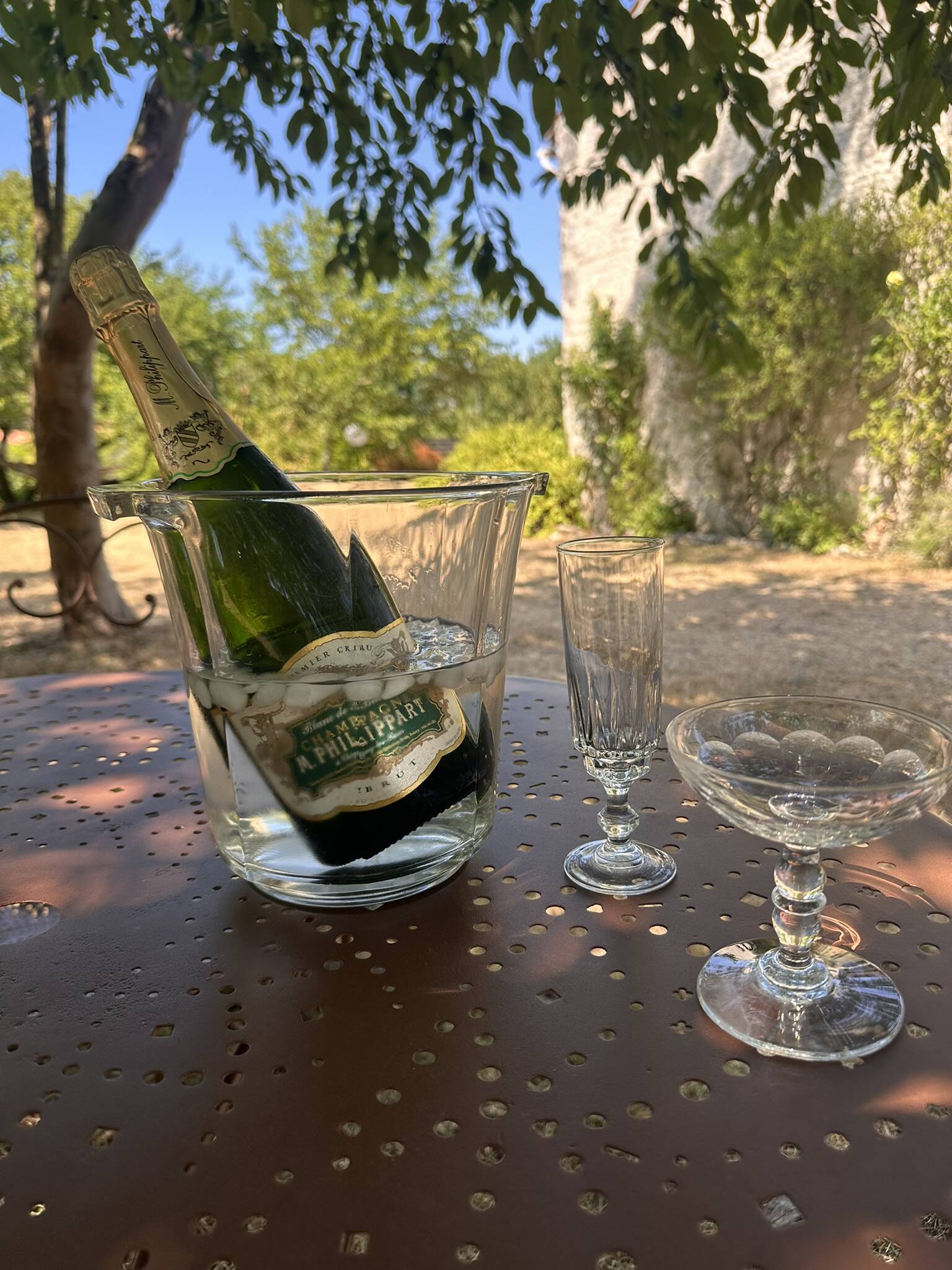 Vintage ribbed glass champagne bucket