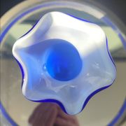 Vase italien en verre soufflé d'art