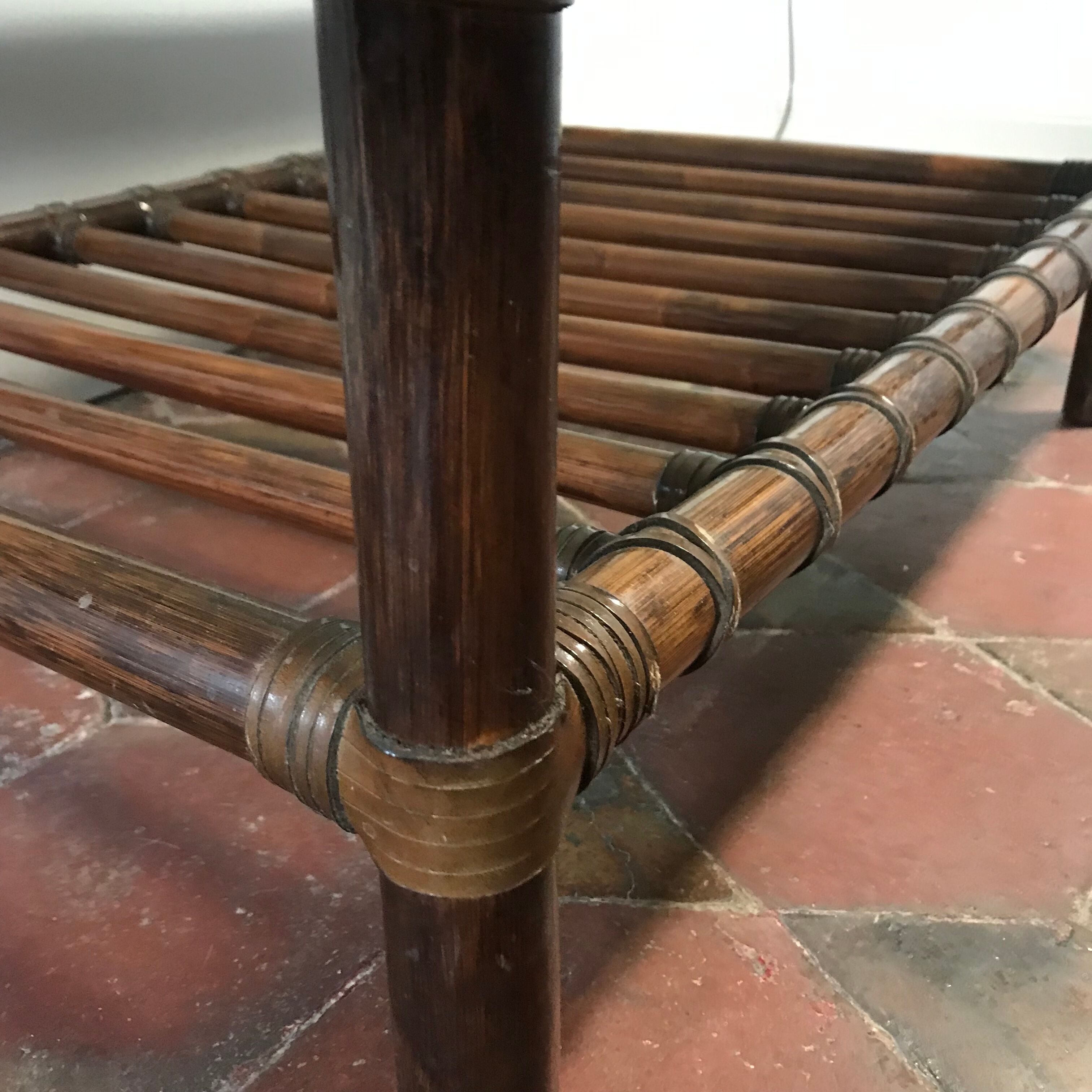 Rattan coffee table and vintage leather link 1970