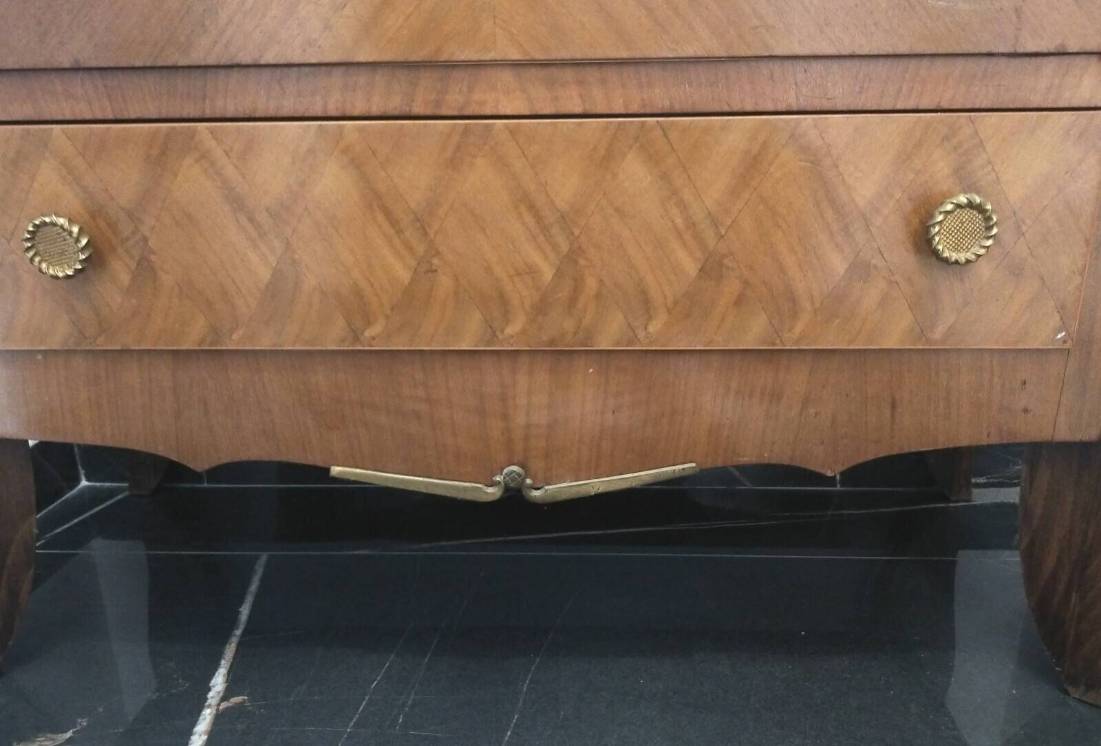 Vitrine vintage en placage de palissandre