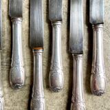 6 silver metal knives