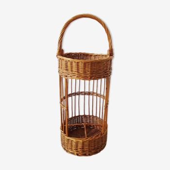 Bottle stand made of wicker