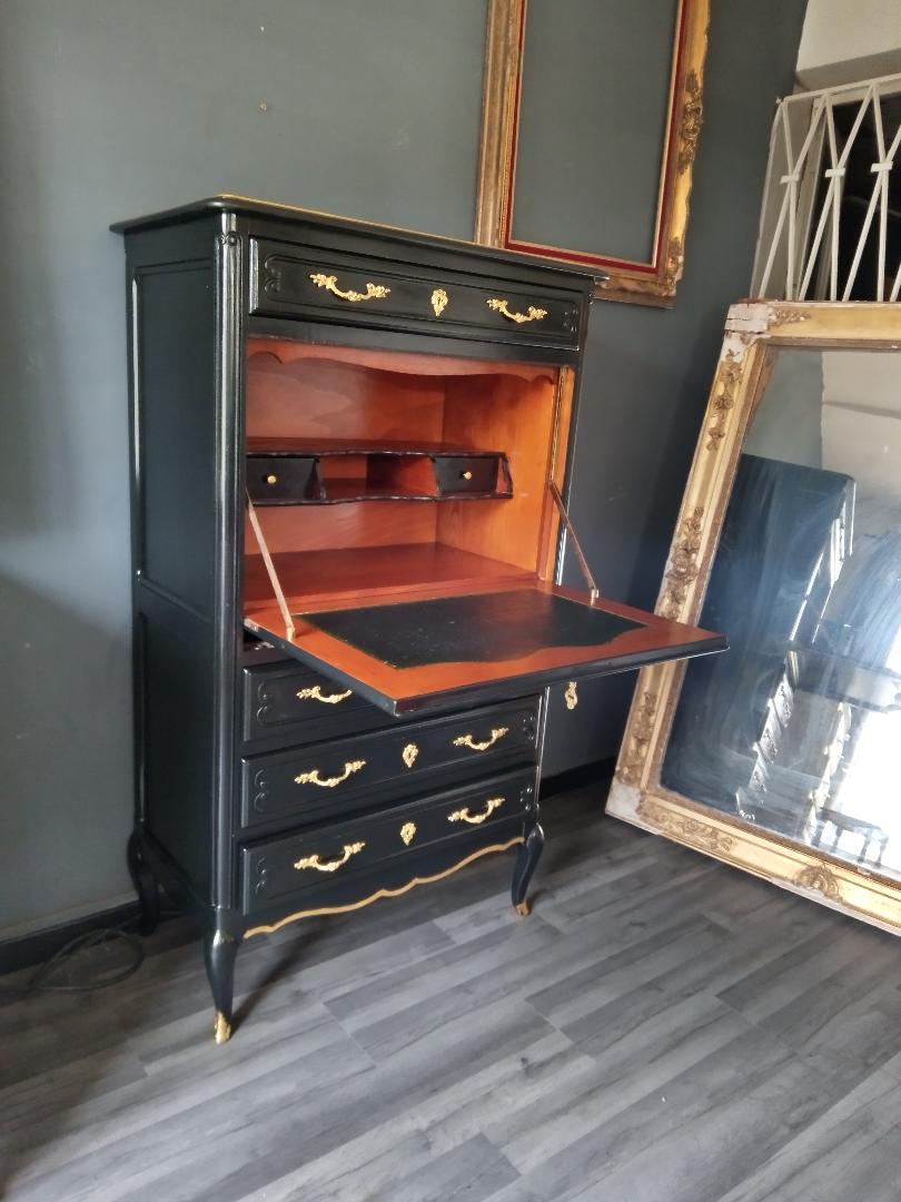 Black and gilded Louis XV style writing desk