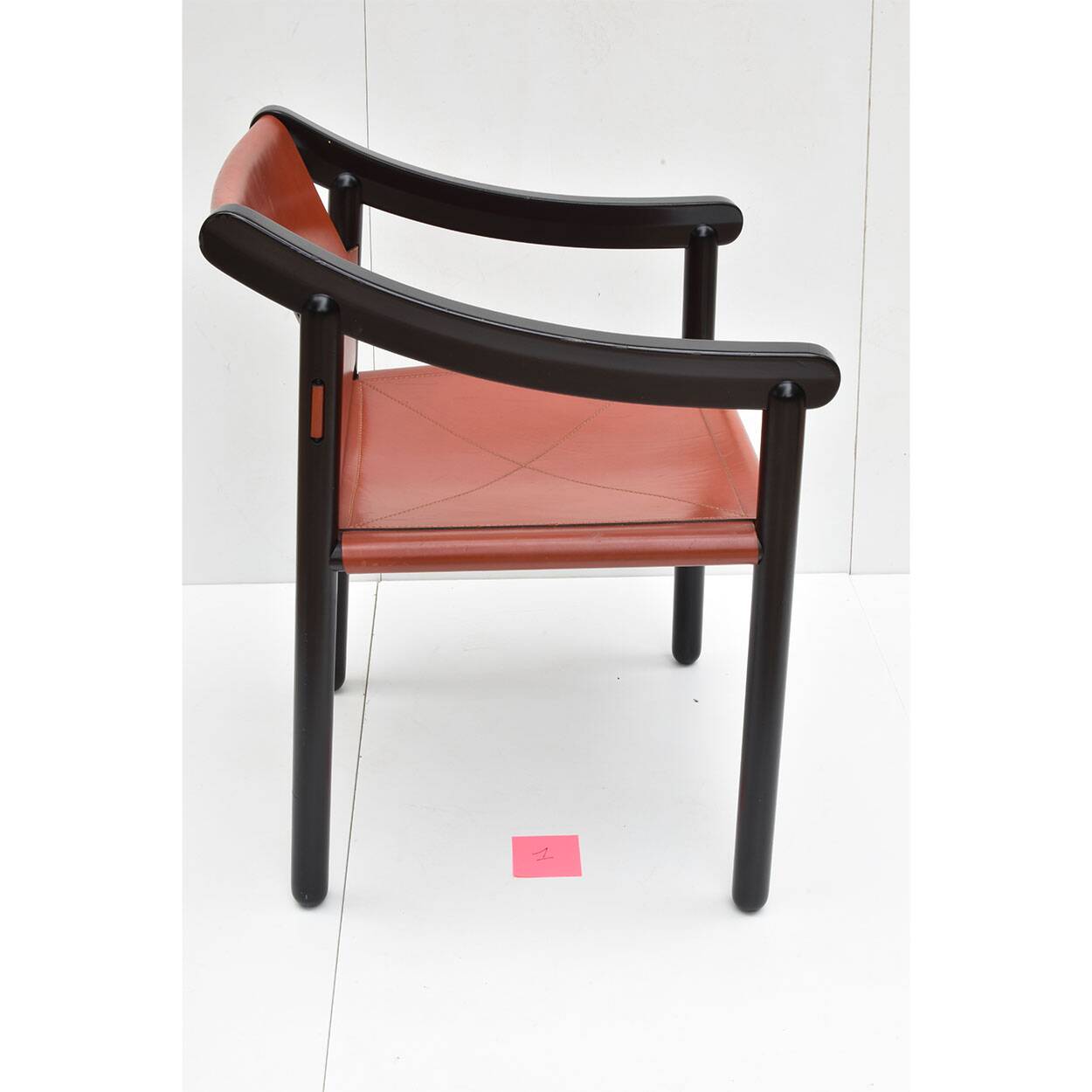 Set of 6 model 905 chairs by Vico Magistretti