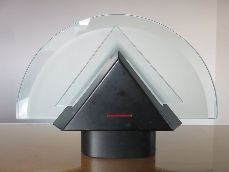 Graphic lamp "half moon" 1980s era Memphis