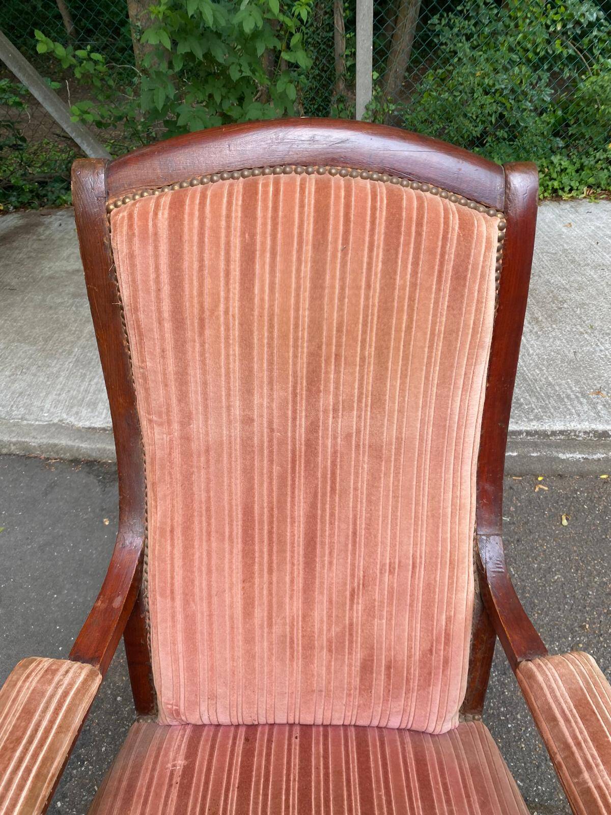 Louis Philippe Voltaire armchair from the 19th century in solid mahogany.