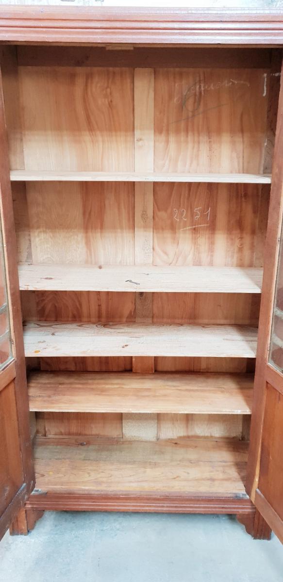 Glass-glazed Parisian wardrobe