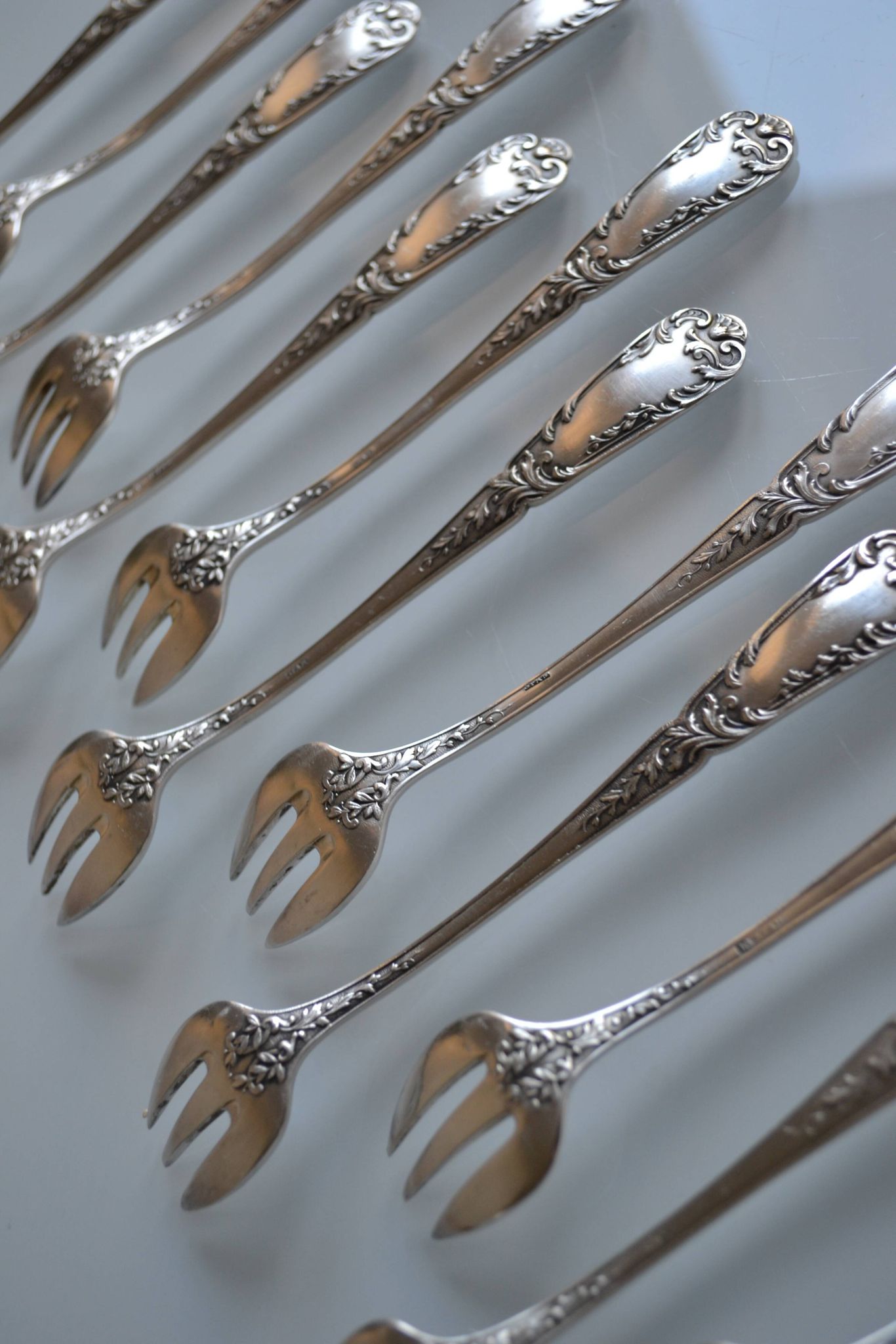 12 fourchettes à huitre métal argenté orfèvre sfam
