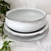 3 plats ronds porcelaine blanche