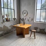 Table carrée moderniste en pin massif, années 50