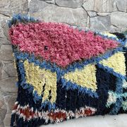 Magnifique coussin Kilim berbère vintage du Maroc