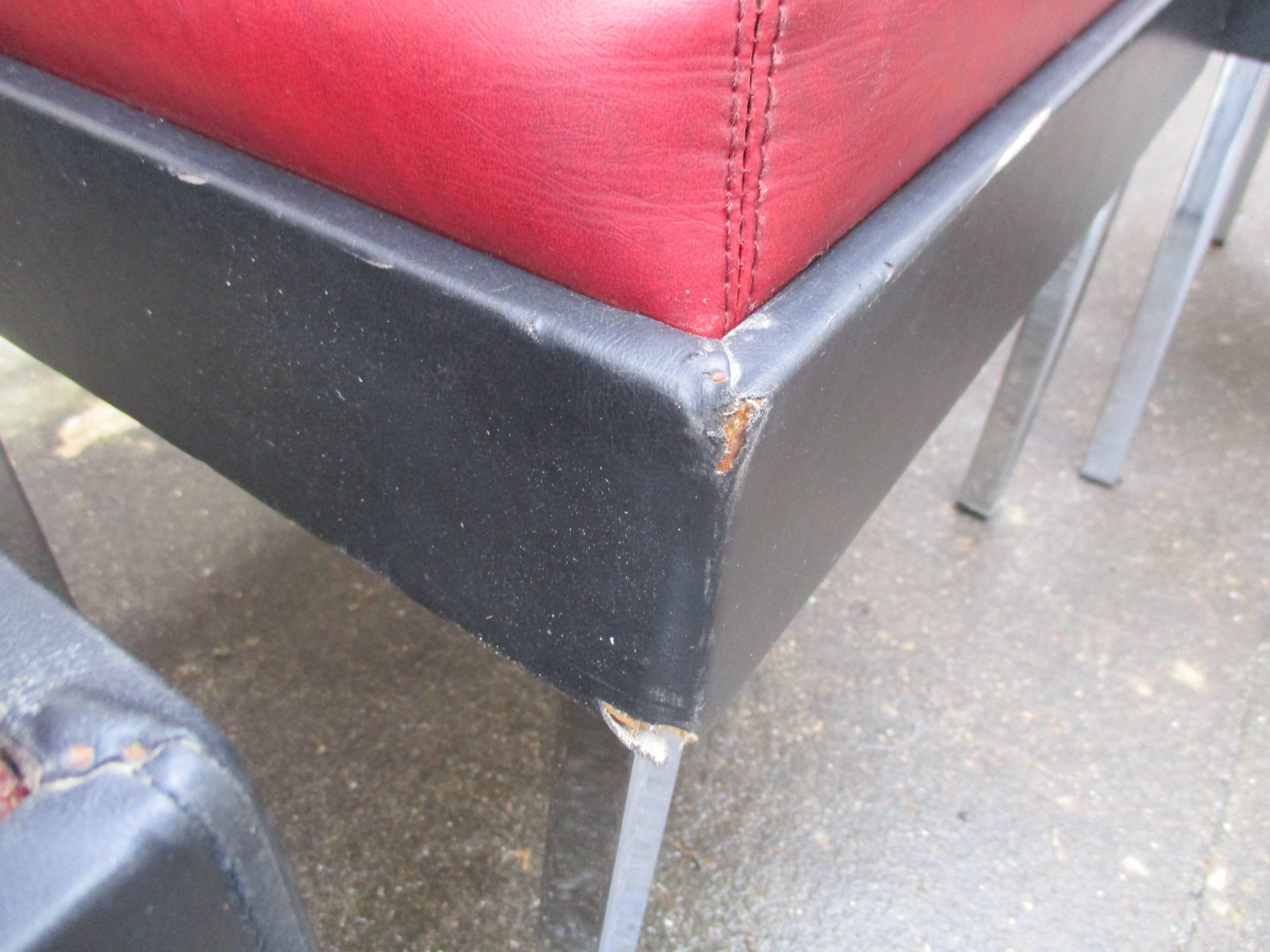 Anciens tabourets Strafor