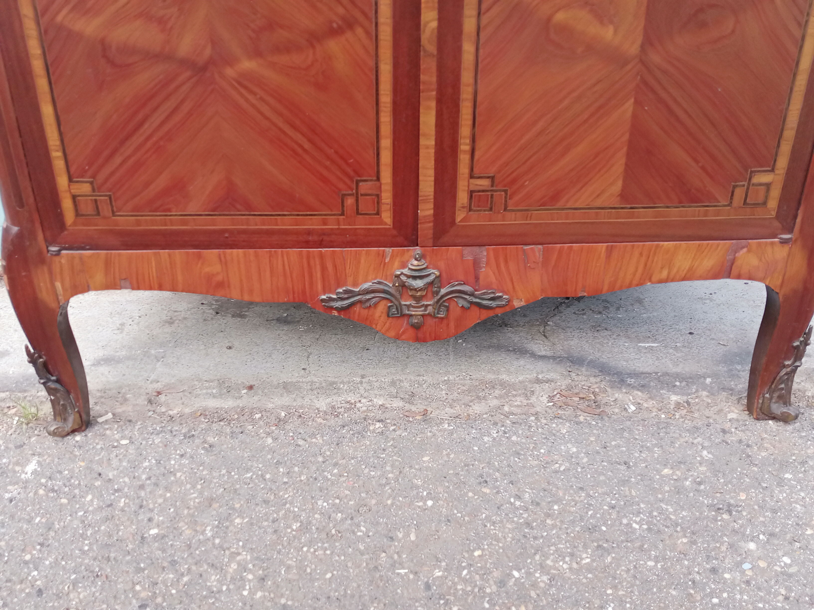 Secretary Louis XVI , late 19th