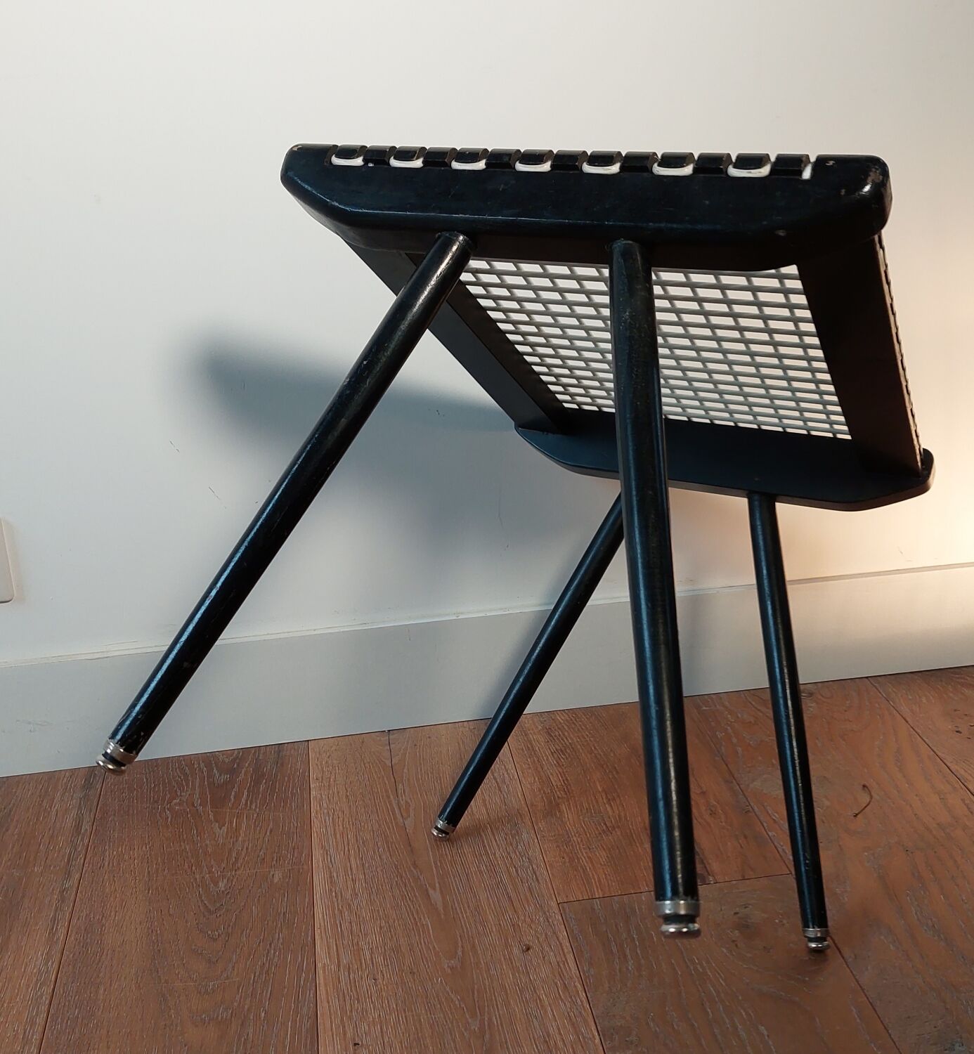Stool Georges Tigien scoubidou