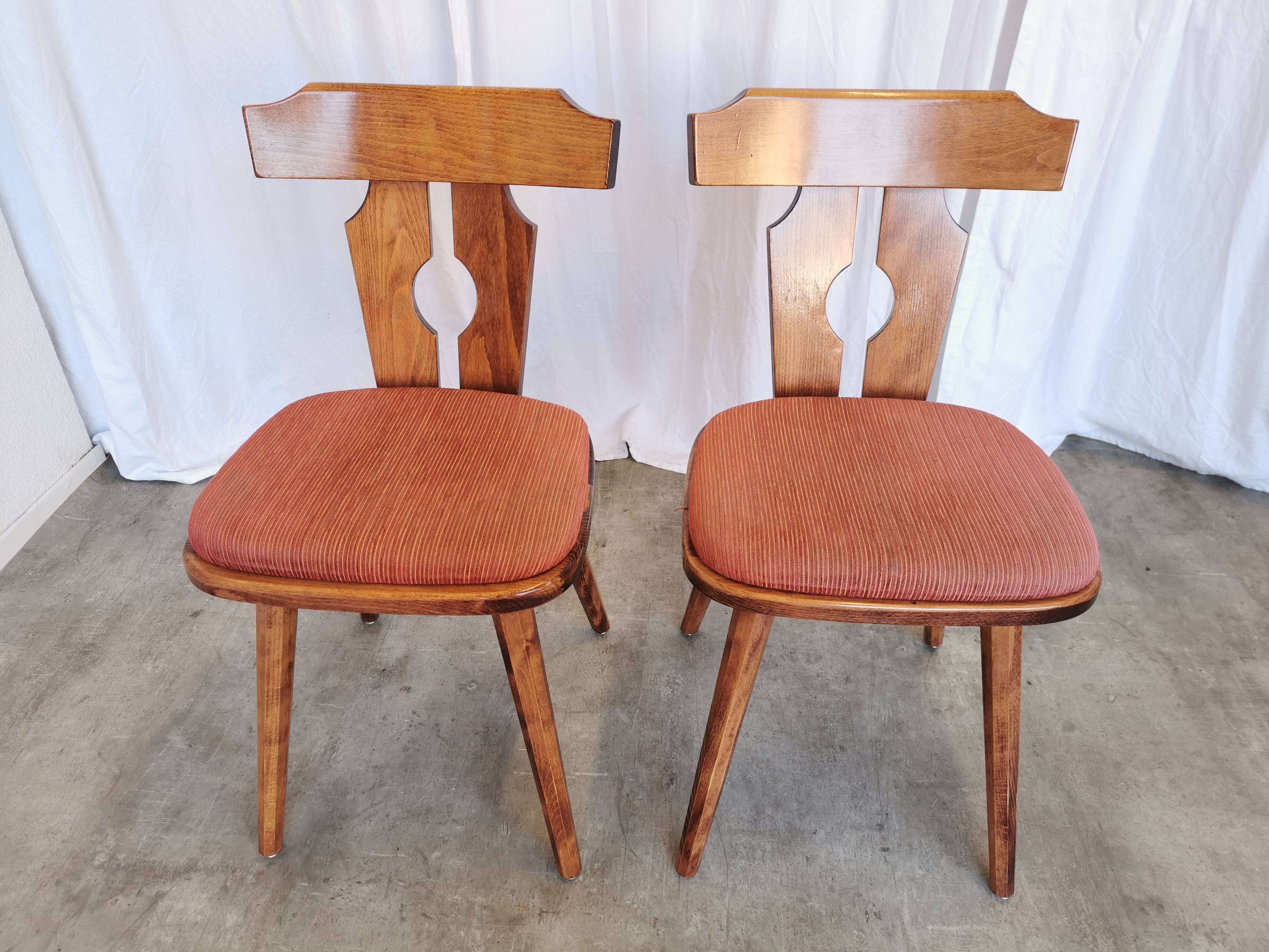 Ensemble de 2 chaises de salle à manger vintage tyroliennes en bois, style ferme autrichienne alpine