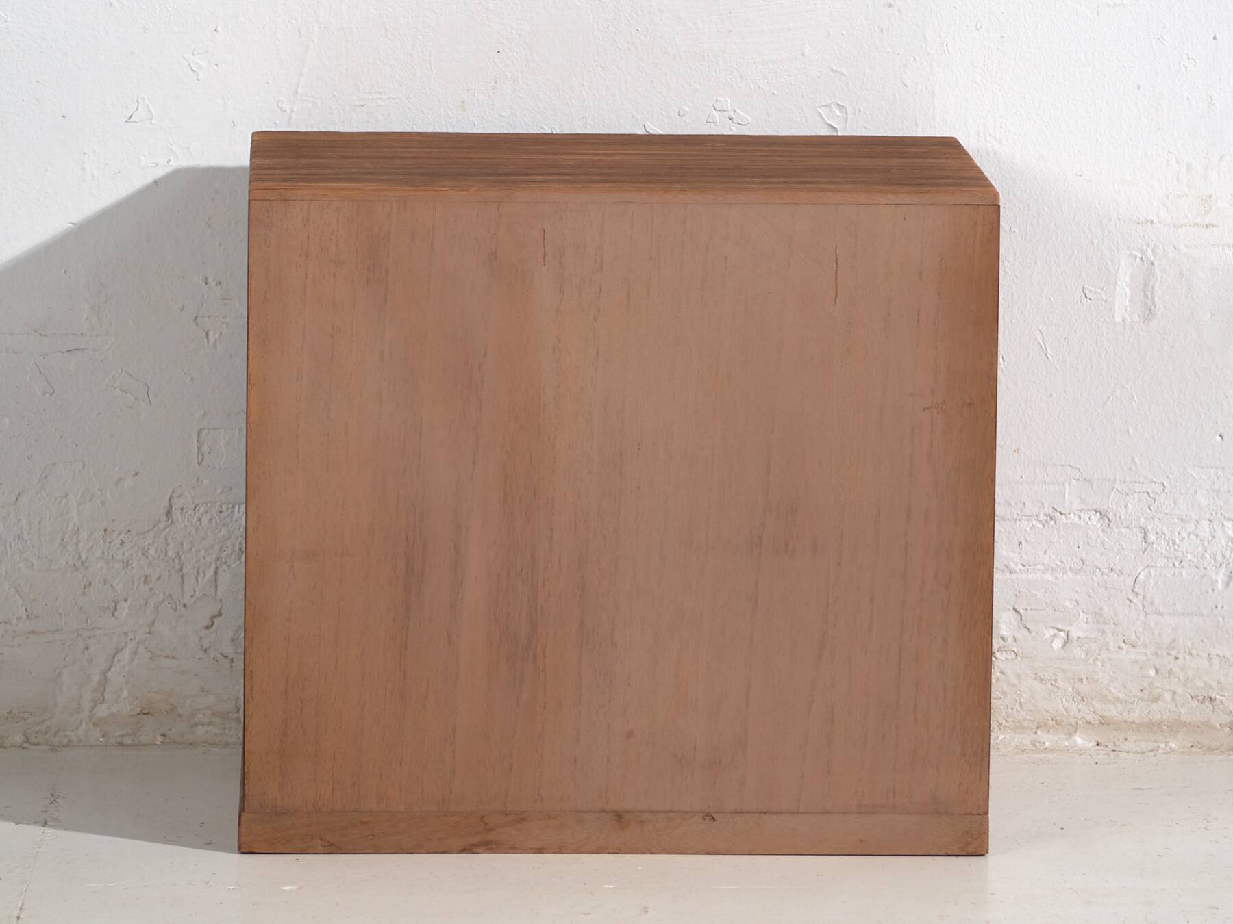 Small Japanese chest of drawers in paulownia – Showa period (c. 1950–1979)