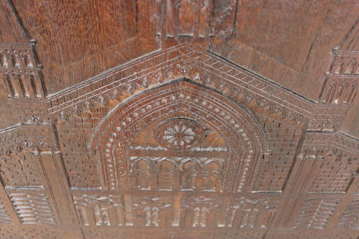 Large sculpted panel façade cathedral Pavia