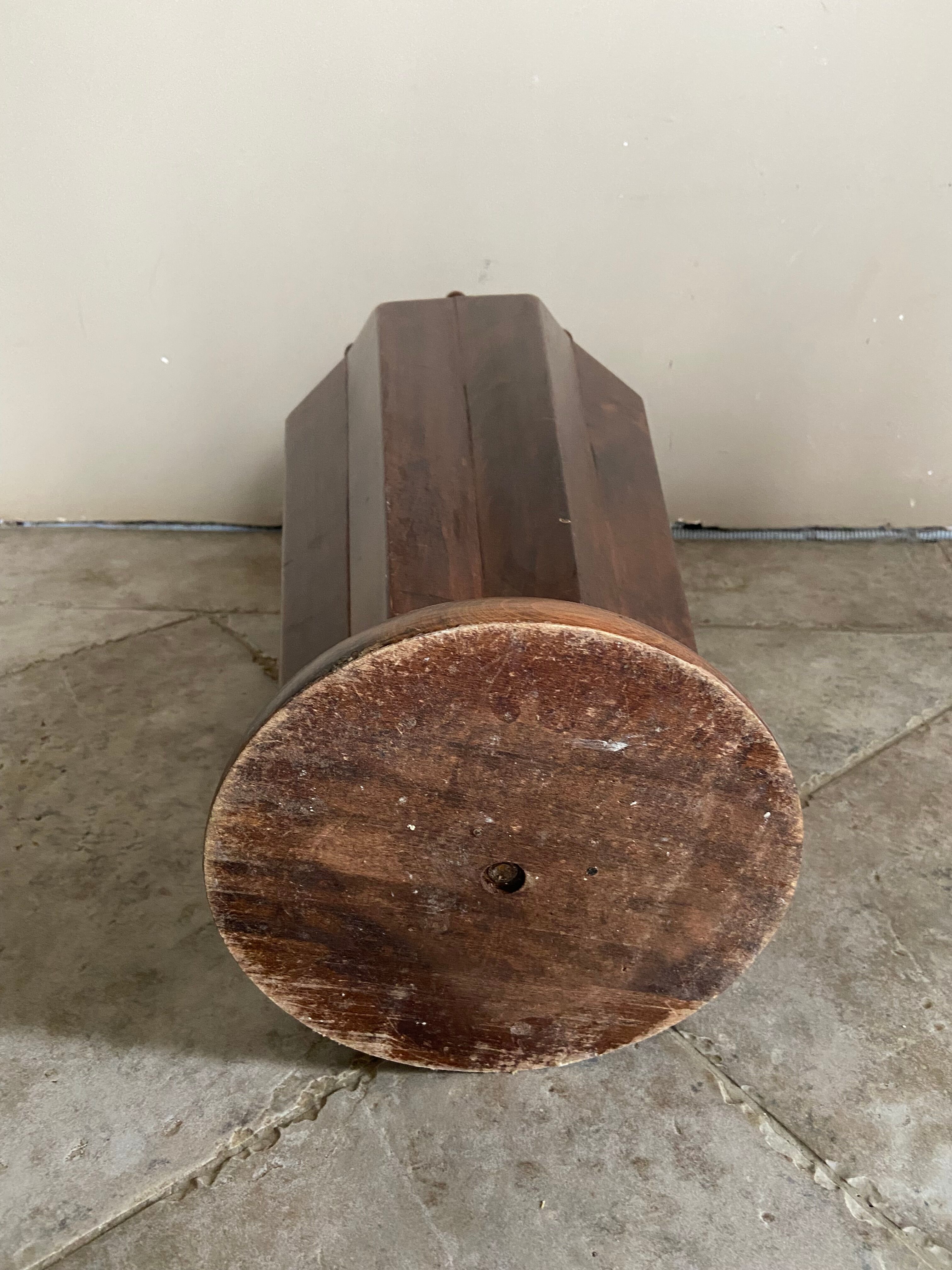 Wooden umbrella holder 30-40s umbrella design