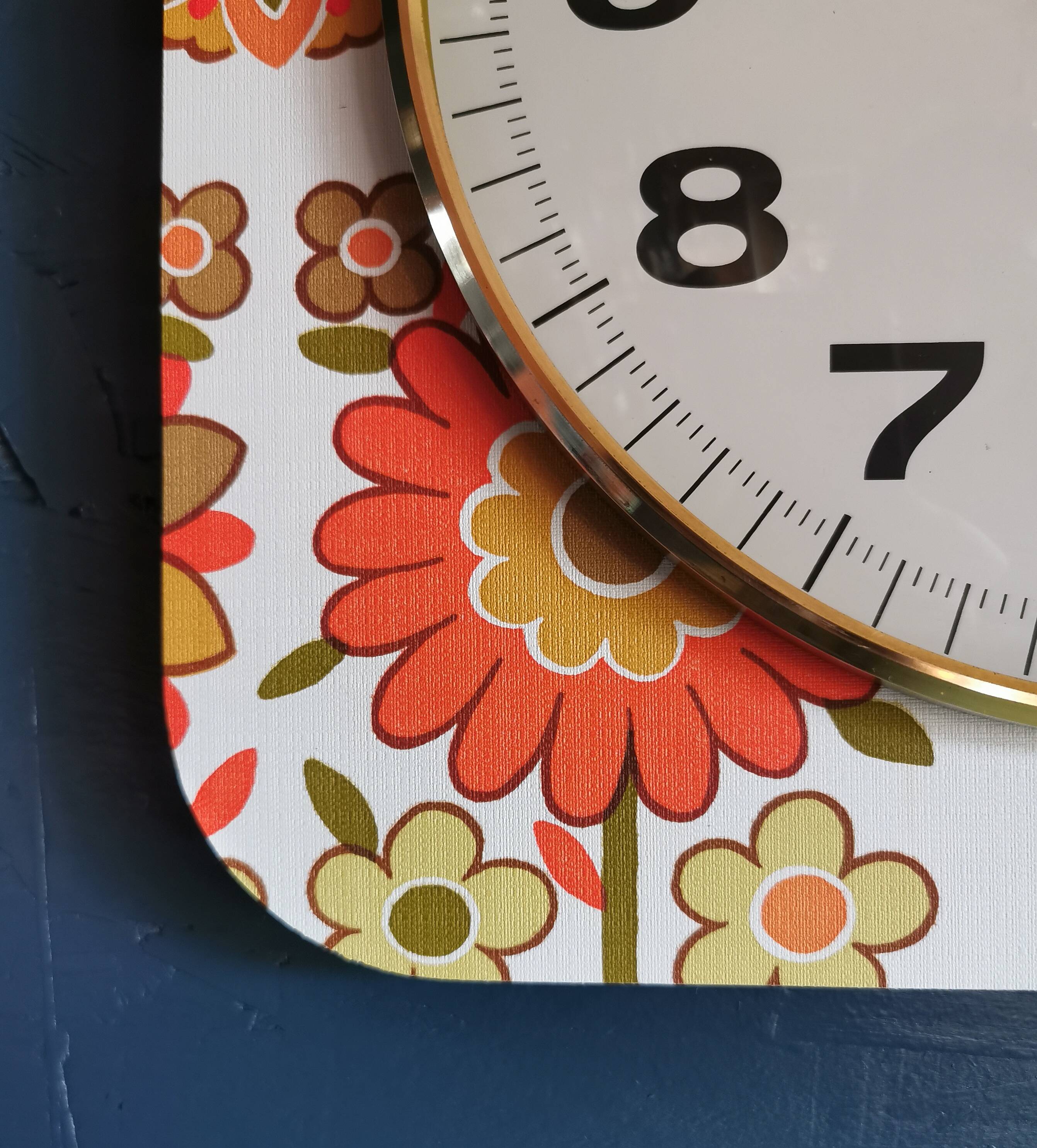 Vintage formica clock square silent wall pendulum "Jaz orange flowers"