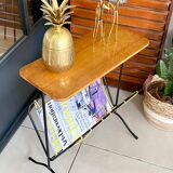 Vintage scoubidou tablet magazine holder