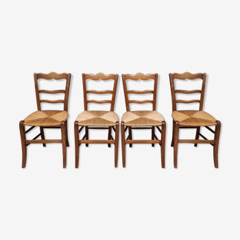 Suite de 4 chaises rustiques paillees