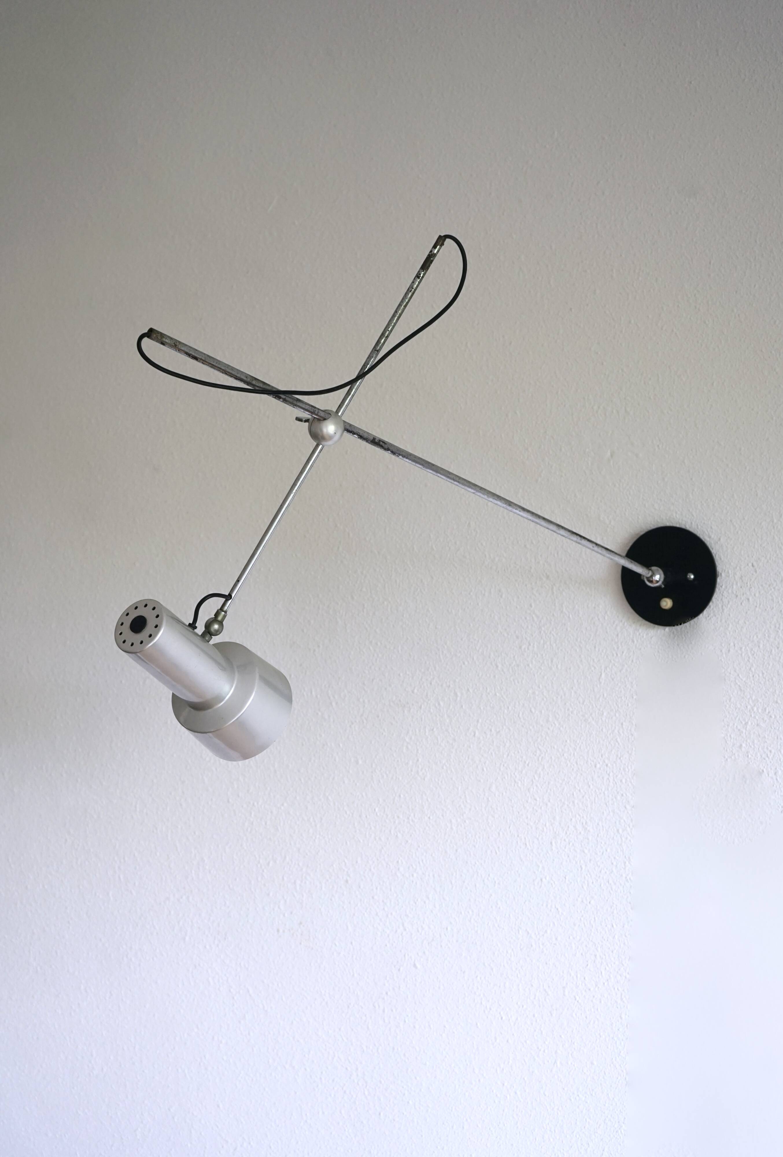 Vintage Model 213 Wall Lamp by Gino Sarfatti for Arteluce, 1956
