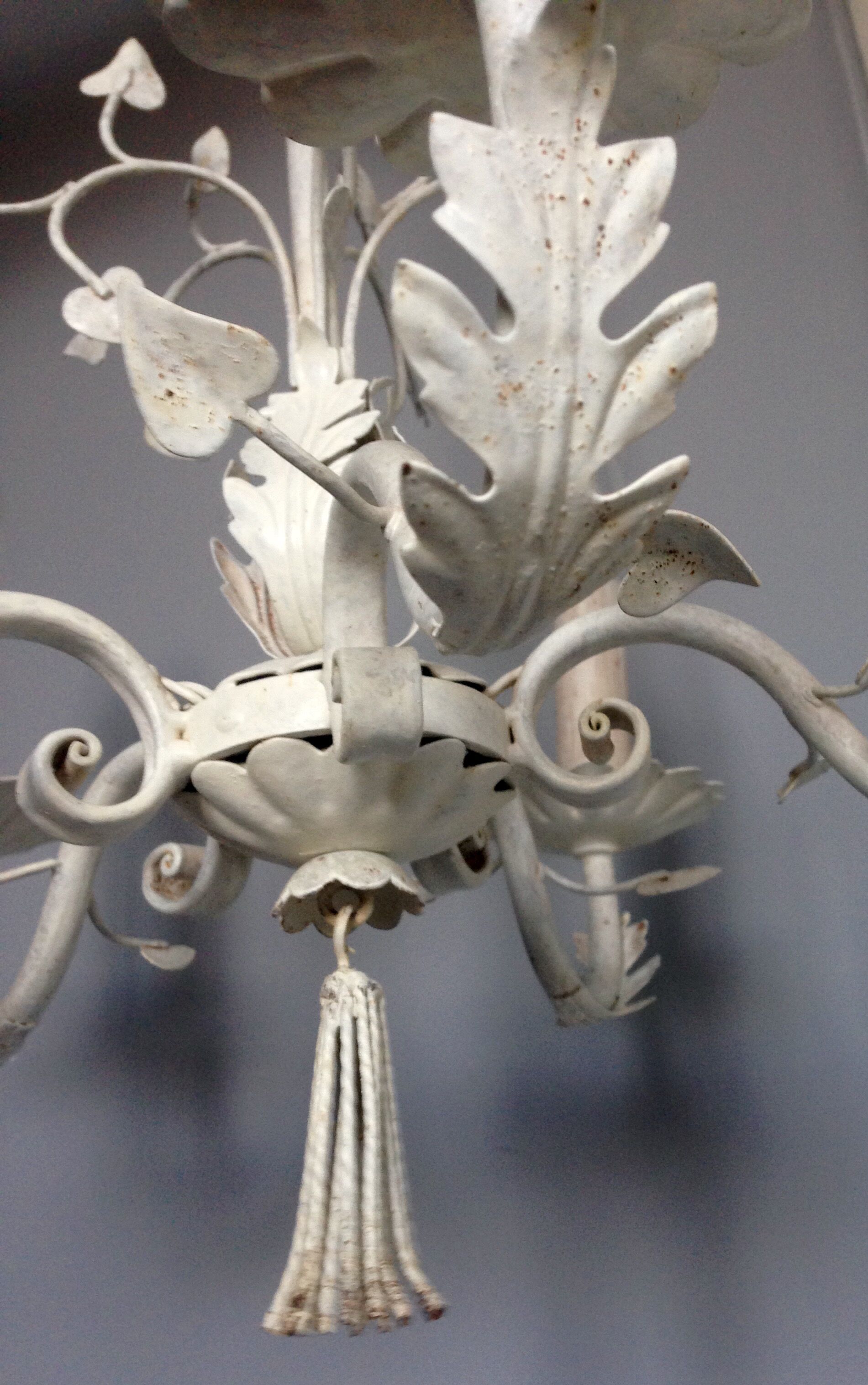 Acanthus and Ivy chandelier