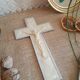 Crucifix en aluminium vintage