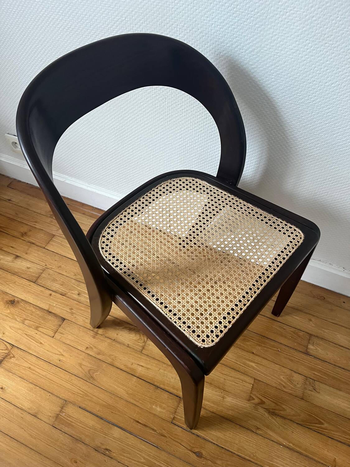 Chaise gondole cannage Baumann