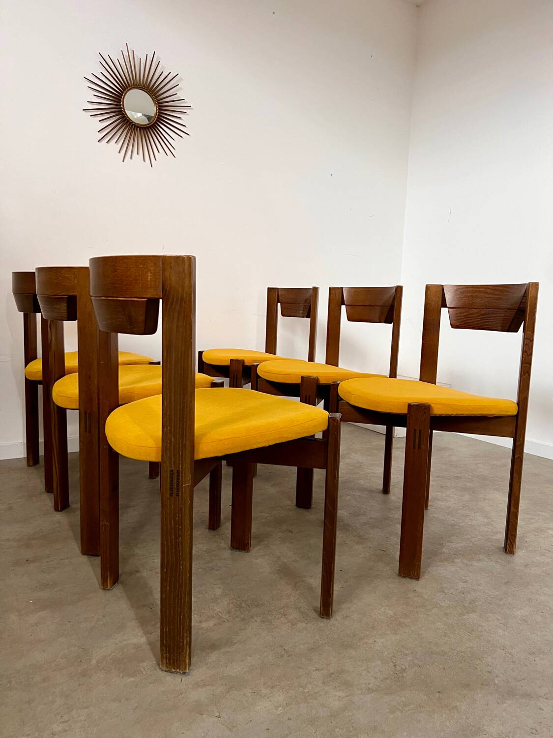 Set of 6 Scandinavian style chairs Girsberger 70s vintage solid wood mustard yellow